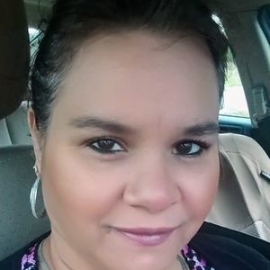 Meet your Posher, Noemi